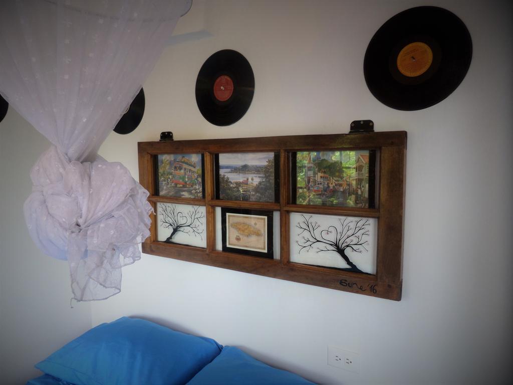 La Familia Guest House And Natural Farm Port Antonio Exterior foto