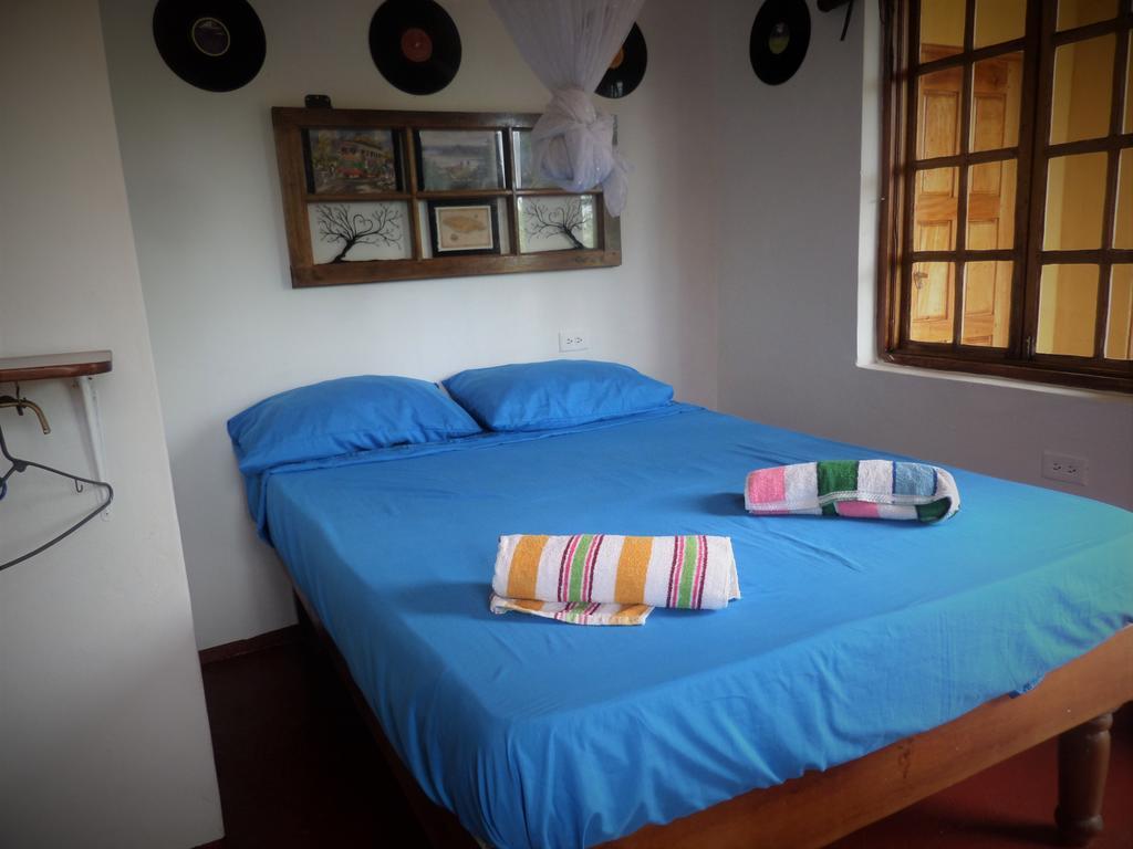 La Familia Guest House And Natural Farm Port Antonio Exterior foto